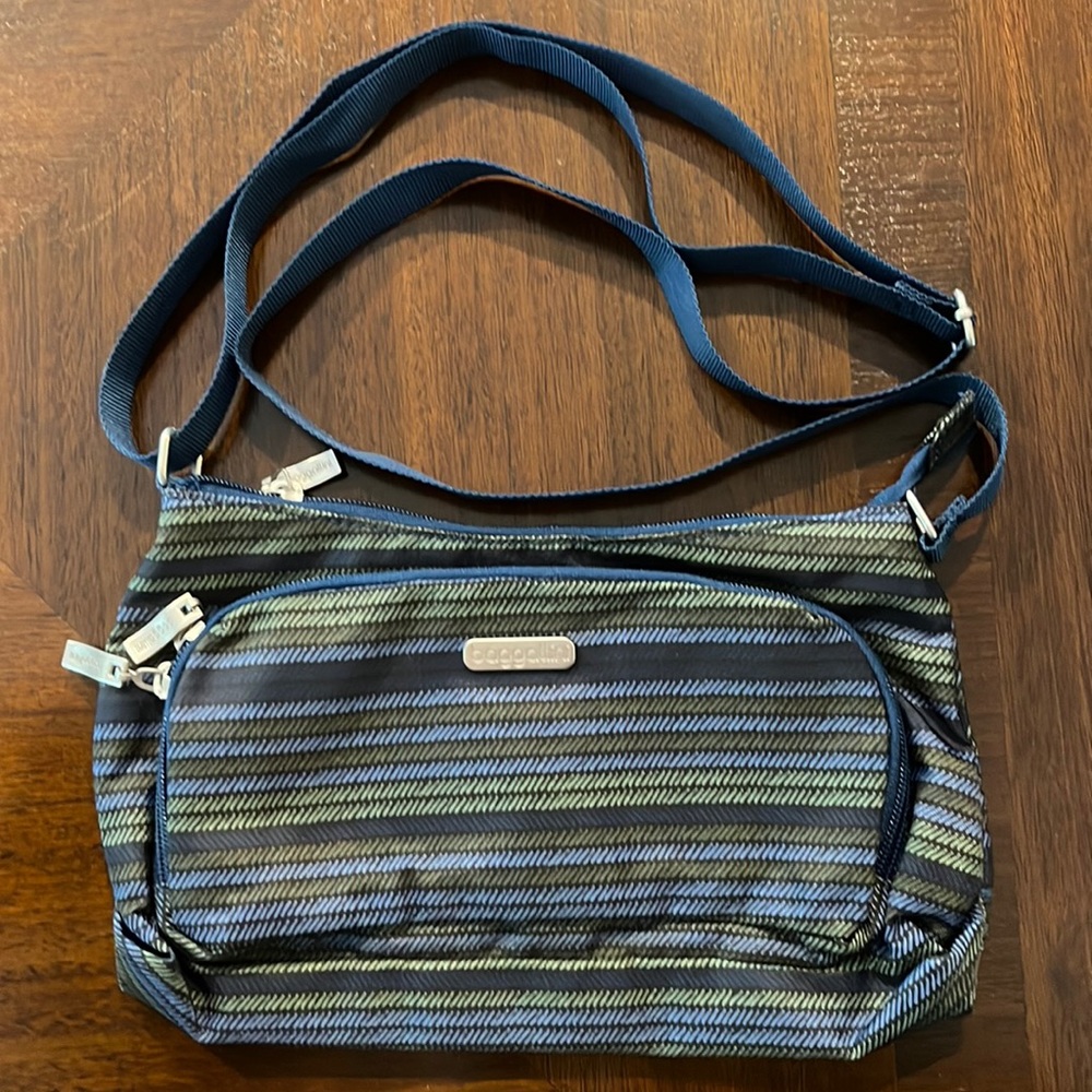 Blue and green Baggallini crossbody